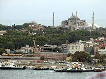 Турецкие СМИ узнали имя убийцы чеченцев в Стамбуле