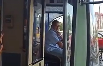 Водитель троллейбуса включил пассажирам песню «Перемен!»