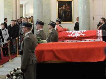 Леха Качиньского похоронят в Кракове