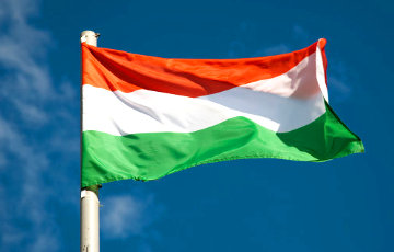 Венгрия запрещает въезд белорусам