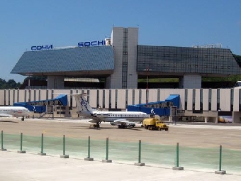 "Боинг-737" авиакомпании "Белавиа" совершил вынужденную посадку в Сочи