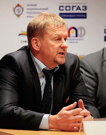 Новый главный тренер сборной Беларуси по хоккею Кари Хейккиля отработает минимум 16 месяцев