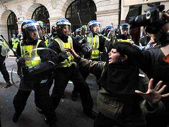 В Лондоне задержаны 86 протестующих против саммита G20