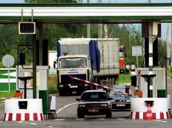 Число конфискованных у белорусов авто на польско-белорусской границе в I полугодии возросло вдвое