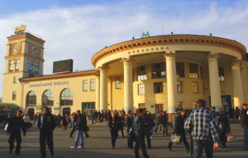 На станции метро «Вокзальная» в Киеве ищут взрывчатку