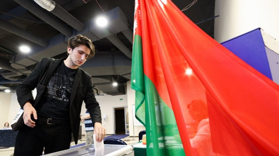В Беларуси предложили разрешить голосовать только с 20 лет