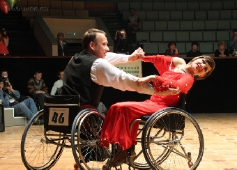 Белорусы завоевали три награды на турнире по спортивным танцам на инвалидных колясках