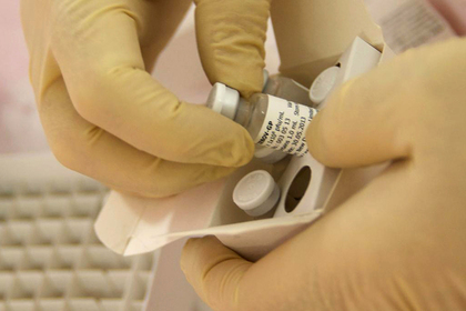 Канада поставит ВОЗ 800 доз экспериментальной вакциы от Эболы