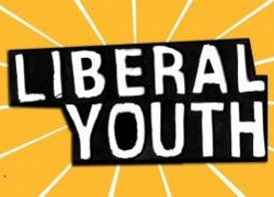 Молодые либералы Европы: Стыдно играть с диктатором
