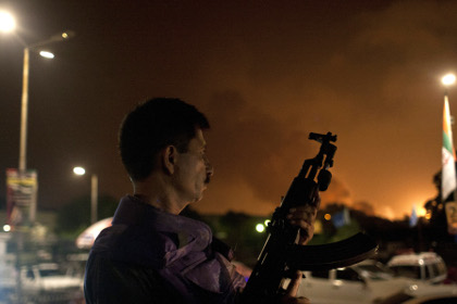 При нападении на аэропорт Карачи погибли 23 человека