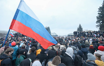 Глава штабов Навального призвал к дворовым протестам в России