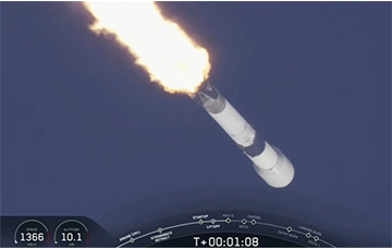 SpaceX запустила ракету с 60 интернет-спутниками