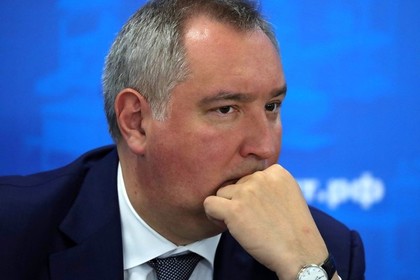 Министр обороны Румынии счел неуместной реакцию Рогозина на разворот самолета