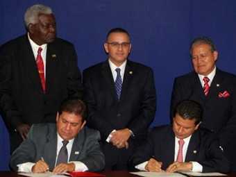 Сальвадор и Куба восстановили дипломатические отношения