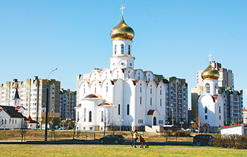 Священник: Приостановить службы во время COVID-19 запрещает Минская епархия