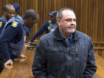 Лидера расистского заговора в ЮАР признали виновным