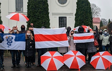 Уже 99-ый день подряд Пружаны выходят на протест