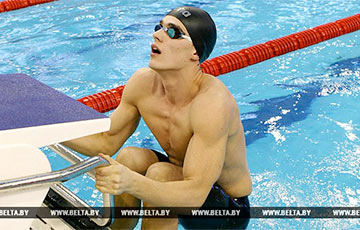 Белорус Санкович победил на дистанции 100 метров на спине на этапе Кубка мира