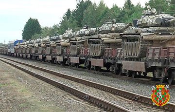 Беларусь перебрасывает танковый батальон к западной границе
