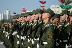 Лукашенко назначил нового министра обороны и других руководителей в ВС