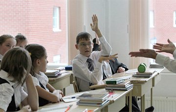В школах Латвии полностью отменят русский язык