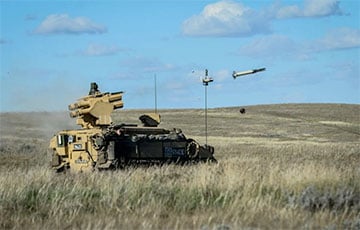Британия передаст Украине бронированные установки Stormer для запуска супер-ракет