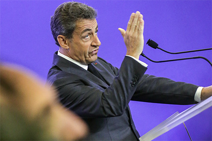 Саркози призвал отменить санкции против России на встрече с раввинами
