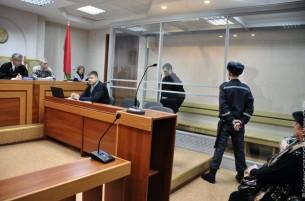 Ночной побег на Комаровку может обойтись водителю, сбившему человека, до 3 лет тюрьмы