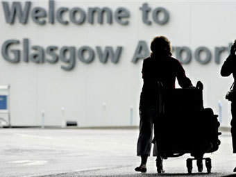Бомбы в аэропорту Глазго не нашли
