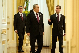 Медведев, Назарбаев и Лукашенко сообразят на троих