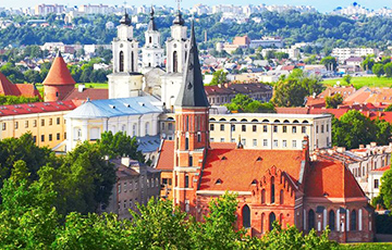 В Вильнюсе теперь можно бесплатно ездить в общественном транспорте