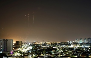 ХАМАС выпустил по Израилю сотни ракет. Много погибших и раненых