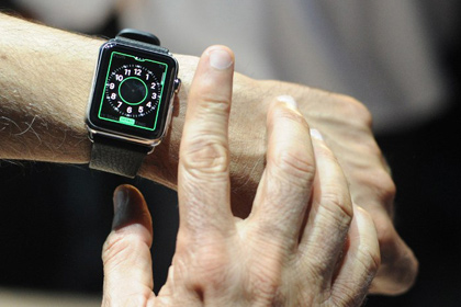 Apple продаст часы Apple Watch своим сотрудникам за полцены