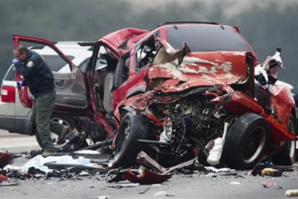 В США шестеро человек погибли при выезде автомобиля на встречную полосу