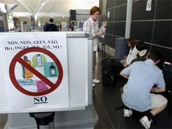 ЕС готовится продлить запрет на провоз жидкостей в самолетах