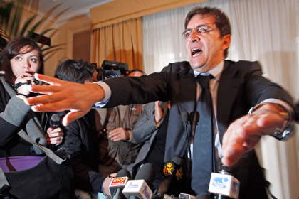 Бывшего соратника Берлускони арестовали за связи с мафией