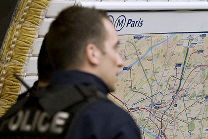 Беременная алжирка порезала бритвой пятерых пассажиров парижского метро