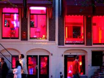 Мэрия Амстердама оставит "пьяниц и отморозков" без услуг проституток