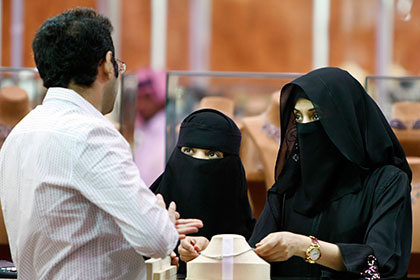 Незамужние женщины старше 30 составили треть от всех жительниц Саудовской Аравии