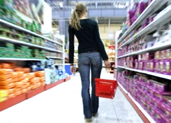 Мингорисполком: В магазинах должно быть 85% белорусских товаров