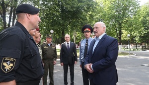 В чем убедился Лукашенко, посещая войска МВД