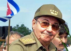 Лукашенко поздравил Кастро