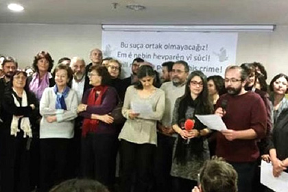 В Турции арестованы призывавшие мирно решить курдский вопрос ученые