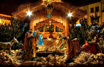 Православные верующие сегодня отмечают Навечерие Рождества Христова