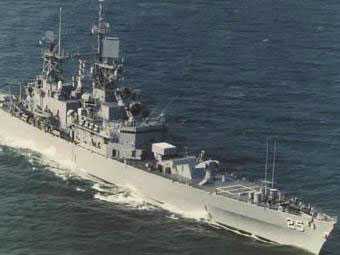 На помощь контейнеровозу "Маерск Алабама" пришел американский военный корабль