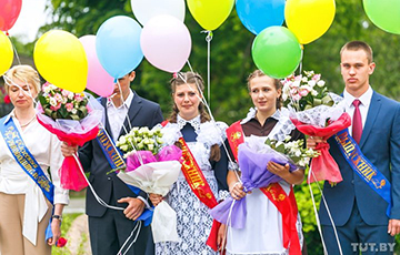 Cегодня в Беларуси проходят выпускные