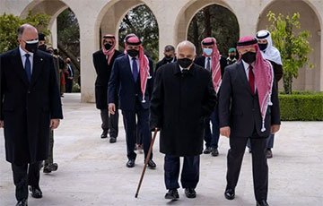 Король Иордании и бывший кронприц появились вместе на публике впервые после попытки госпереворота