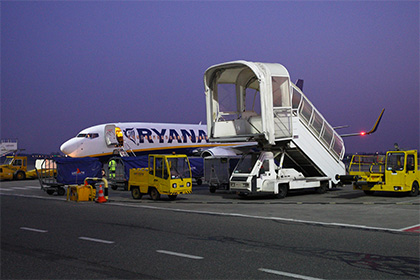 В Ryanair назвали уткой сообщение о бомбе в самолете авиакомпании