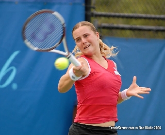 Белоруска Анастасия Екимова проиграла на старте теннисного турнира в Дохе
