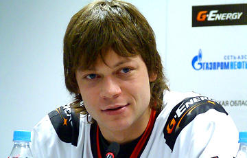 Сергей Костицын удивил любителей хоккея надписью на майке